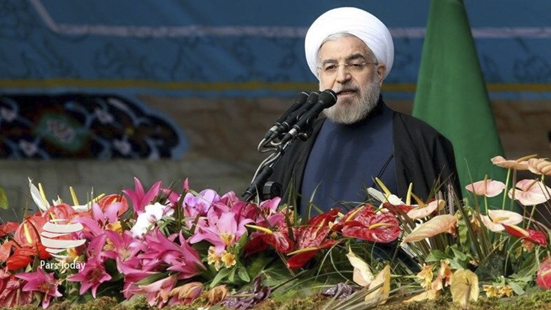 امریکہ کی دشمنی کا سبب ایران کی پیشرفت ہے: جشن آزادی کی ریلی سے صدر کا خطاب