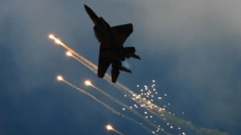 Sionist rejim qırıcıları Qəzzə zolağına hücum ediblər