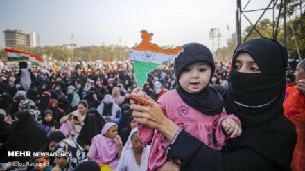 ہندوستان؛ حکومتی فیصلوں کے خلاف مظاہروں میں پیش پیش ہیں خواتین ۔ تصاویر