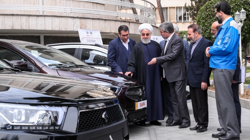 چار نئی ایرانی کاروں کی رونمائی 