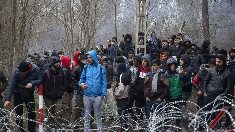 Svakodnevni sukobi na grčkoj granici, hiljade migranata traži put ka EU