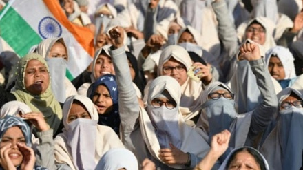 ہندوستان، یوم نسواں کے موقع پر بھی خواتین کے مظاہرے جاری 