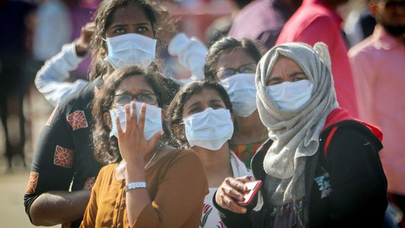  کورونا پاکستان اور ہندوستان میں بھی تیزی سے پھیل رہا ہے