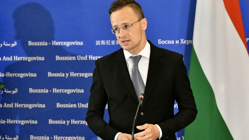 Mađarski ministar govorio o BiH, prevoditeljica prevodila kao RS