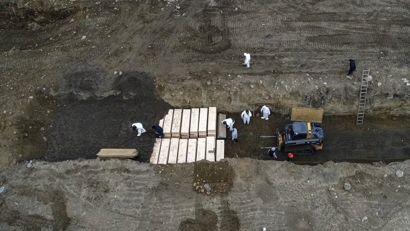 U New Yorku se kopaju masovne grobnice za žrtve koronavirusa