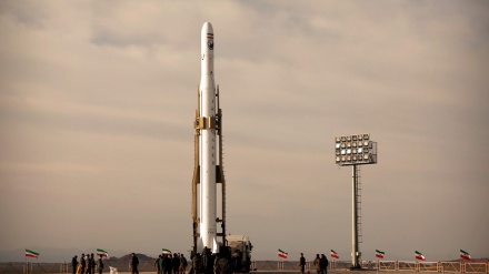 Dengvedana şandina satlayta leşkerî bo esmîn di nav meddyayên cîhanê de