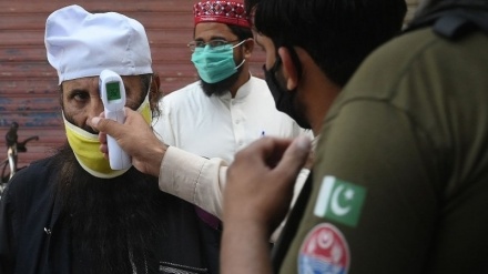 پاکستان میں کورونا بے قابو، ڈبلیو ایچ او نے لاک ڈاؤن کا مشورہ دیا