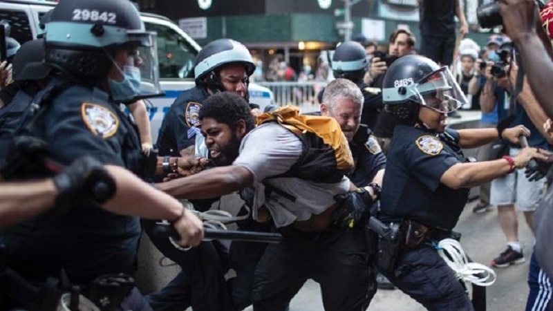 امریکہ میں مظاہرے 4 ہزار افراد گرفتار، حالات بدستور کشیدہ