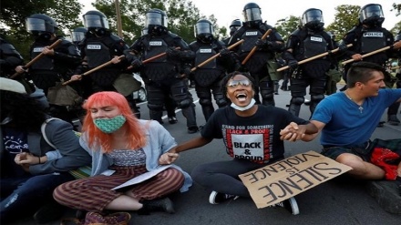 Nerazîtiyên dijî Nijadperestiyê li Amerîkayê