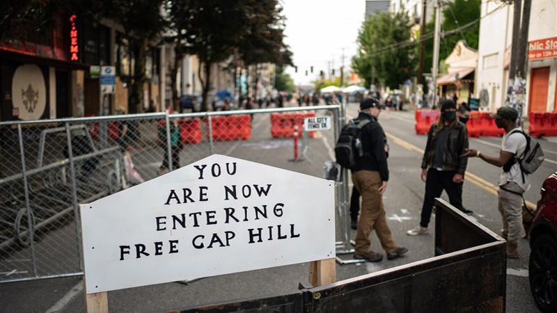 امریکی شہر سیاٹل کا کنٹرول مظاہرین نے سنبھال لیا