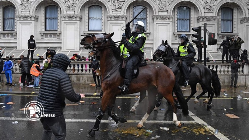 Demonstracije protiv rasizma u Londonu prešle u nasilje
