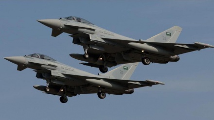 یمن پر سعودی اتحاد کے جنگی طیاروں کی بمباری