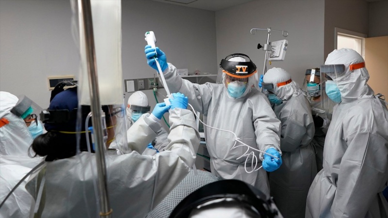 ABŞ-da COVID-19-dan ölənlərin sayı 140 mini ötüb