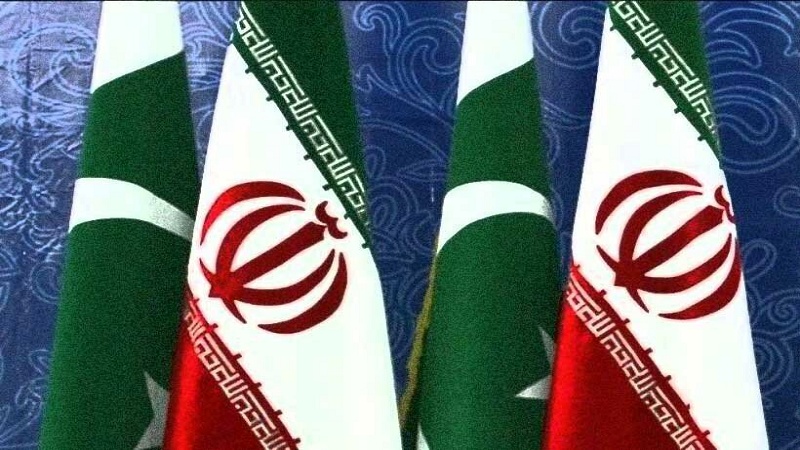 ایران و پاکستان کے درمیان مختلف شعبوں میں تعاون کی توسیع پر تاکید