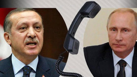 Putin i Erdogan raspravljali o Ukrajini u telefonskom razgovoru