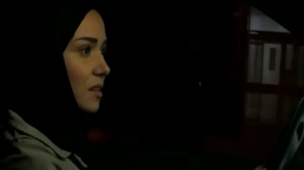 بەشێک لە فیلمی سینەمایی مانگ له سێبەردا