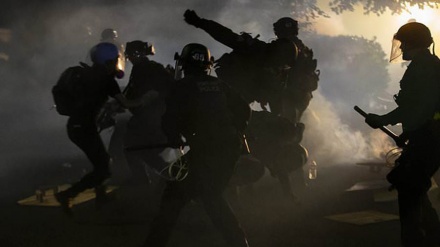 ABŞ-ın Portlend şəhərində Etirazçıların repressiyası davam edir