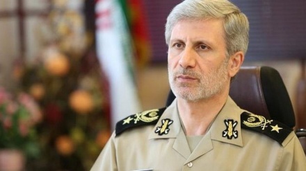 ہمیں امریکی پابندیوں کی پرواہ نہیں: وزیر دفاع ایران