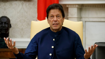 عمران خان کا ملک میں گیس قلت کا اعتراف 