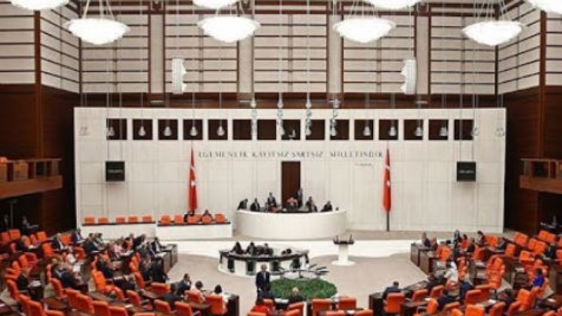 Türkiyə parlamentinin doqquz deputatı koronavirus infeksiyasına yoluxub