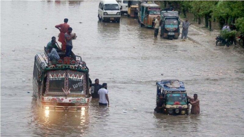 پاکستان میں بارش اور سیلاب سے سیکڑوں جاں بحق و زخمی