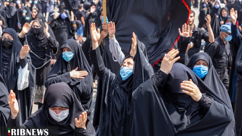 Bütün İslami İranda «Ləbbeyk, Ya Hüseyn!» nidası göylərə ucaldı