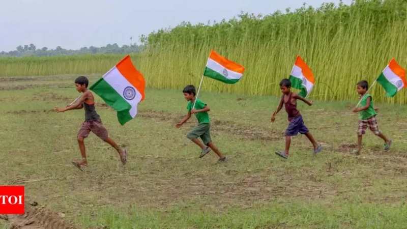 ہندوستان میں جشن آزادی، قومی جوش و جذبے کے ساتھ منایا جا رہا ہے
