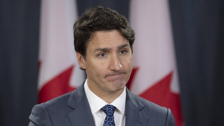 Trudeau najavio da će zamrznuti bankovne račune demonstrantima