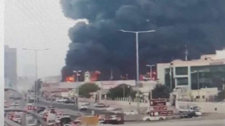 عجمان میں ایک مارکیٹ میں بھیانک آتش زدگي