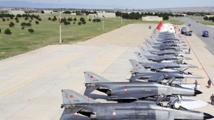 Balefirên şêrr ên F16 ên Tirkiyê derbasî Komara Azerbaycanê bûn