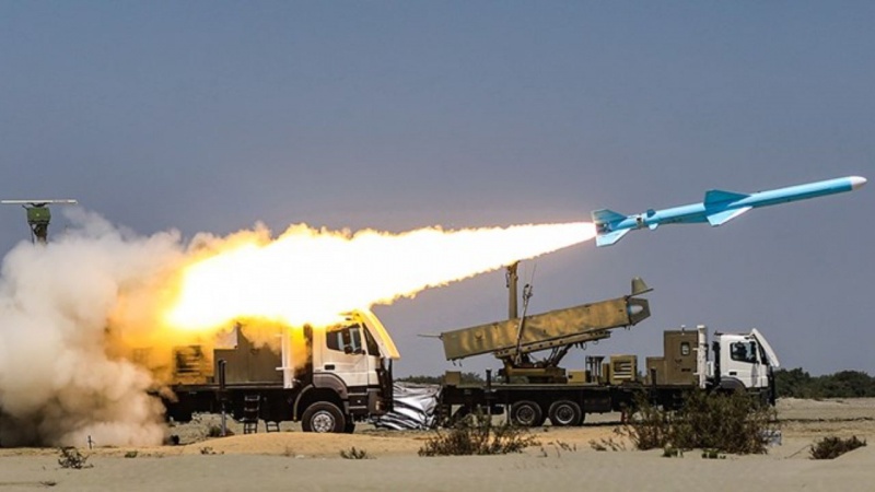 Drugi dan iranskih pomorskih vježbi/ Testirane napredne rakete