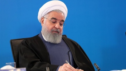 İran prezidenti Küveyt əmirinin vəfatı münasibətilə başsağlığı verib