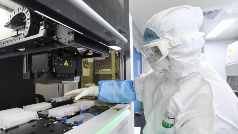 Kina zvanično zatražila istragu da li je virus korona potekao iz američke laboratorije
