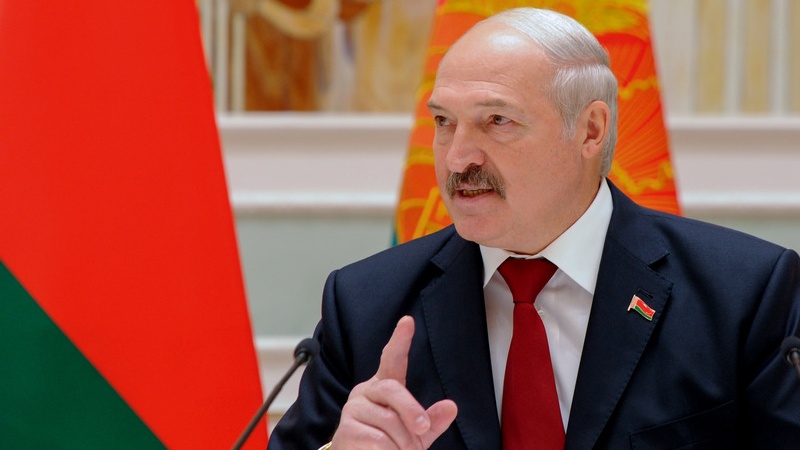 Lukaşenko ittihamlara cavab verib
