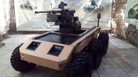 Iranska armija predstavila vojni robot