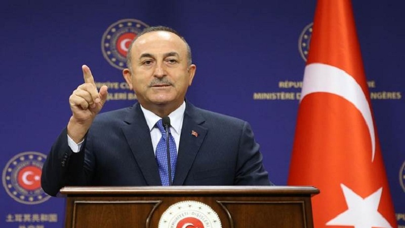 Çavuşoglu di televîziyonê de derbarê kurdên Sûriyê û mijarên din ên pêwendîdarê vî welatî axivt 