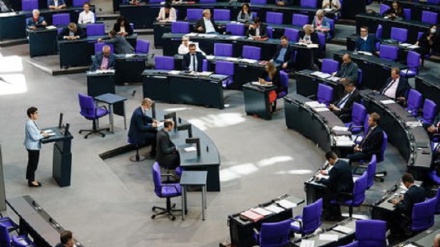 U BUNDESTAGU TRAŽE JAČE SANKCIJE DODIKU