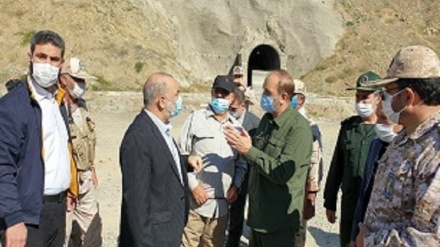 ایرانی کمانڈر کا سرحدی علاقے کا دورہ+ ویڈیو