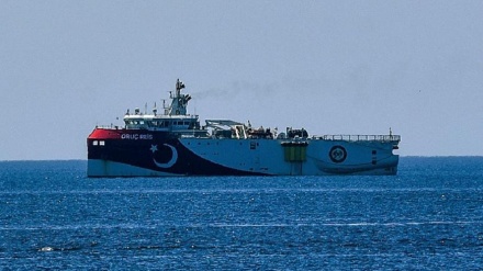 Gemiya Tirkiyê vegeriya bo navçên kêşeliser li derdora Medîteranê