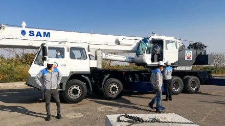 Kaşanda, Qərbi Asiyada ilk teleskopik mobil kranın təqdimatı olub