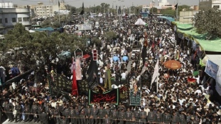 پاکستان میں اربعین حسینی میں لوگوں کی وسیع پیمانے پر شرکت