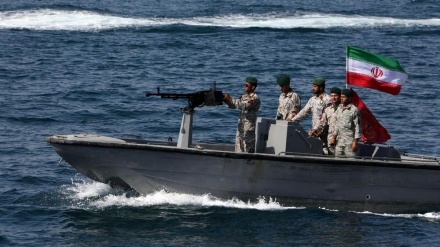 ایران کی سمندری حدود میں چار غیر ملکی ماہیگیر کشتیوں کو روک لیا گیا
