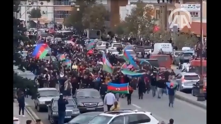 شوشا علاقے کی آزادی کی خوشیاں مناتے آذری لوگ+ ویڈیو