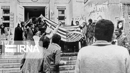 امریکی جاسوسی اڈے پر ایرانی طلبہ کا قبضہ