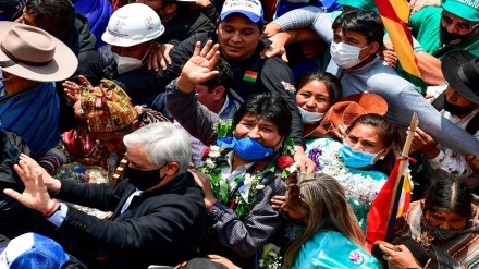امریکہ کی ایک اور شکست، بولیویا کے سابق صدر مورالیس وطن لوٹے
