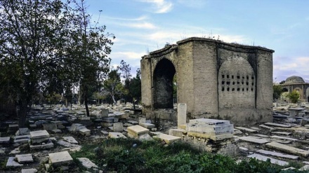 Goristana Dar ul-Selm a Şîrazê; Sêyemîn goristana herî kevn a Cîhana Îslamê