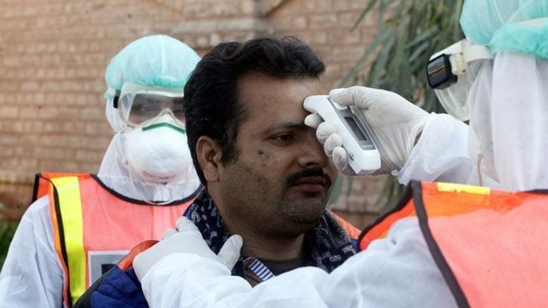 پاکستان میں کورونا کے یومیہ متاثرین کی تعداد سوا دوہزار کے اوپر