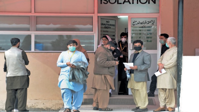 پاکستان میں کورونا کی دوسری لہر، یومیہ کیسز کی تعداد دوہزار سے زائد ہوئی