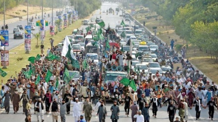 فرانسیسی سفیر کے نکالے جانے تک احتجاج جاری رہے گا