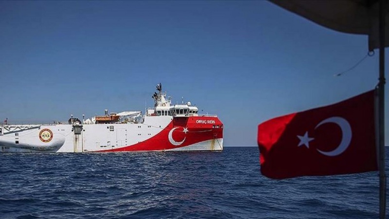 Türkiyə “Oruç Reis” kəşfiyyat-axtarış gəmisinin fəaliyyət müddətini uzadıb